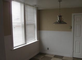 Foto del edificio - 801 S Park St