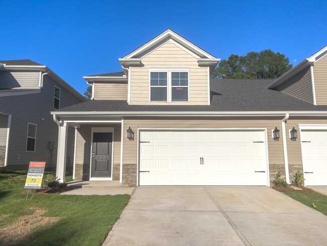 Building Photo - 423 Mariene Dr