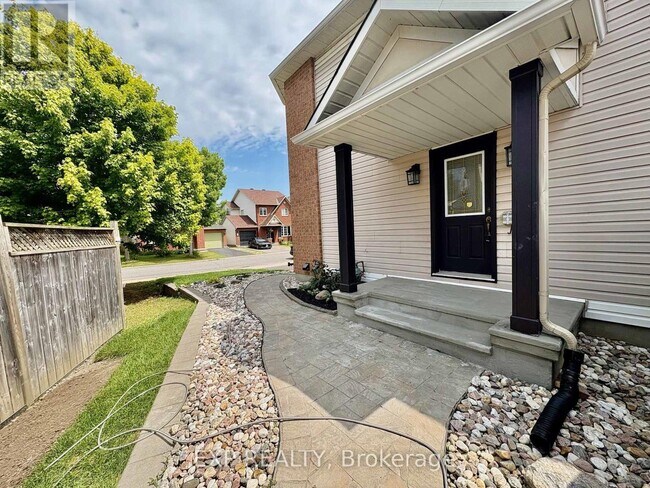 Building Photo - 52 Collington St