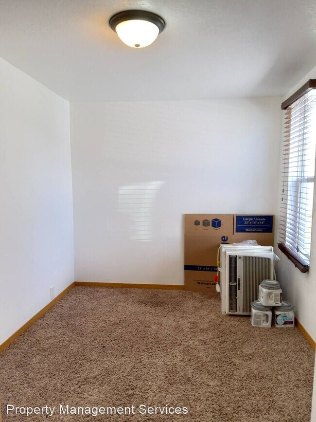 Foto del edificio - 2 br, 1 bath House - 215 E Smith St