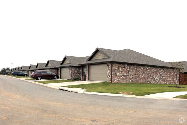Building Photo - The Townhomes of Siena