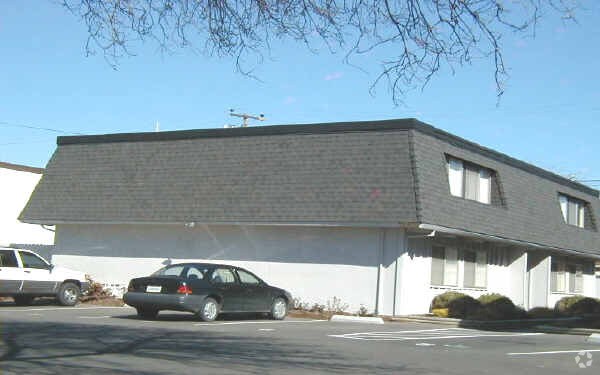 Primary Photo - 1540 Lincoln Blvd