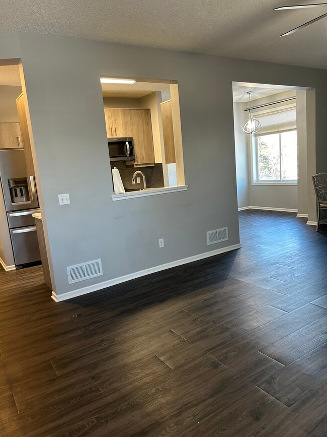 862 Coon Rapids Blvd NW, Coon Rapids, MN 55433 Townhome Rentals in