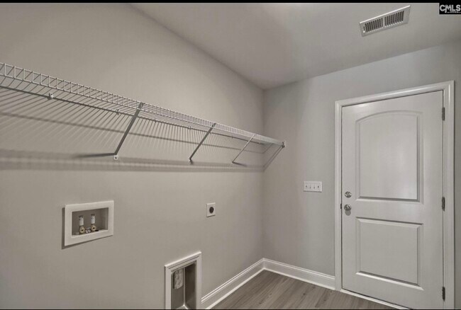 Building Photo - 355 Spring Meadow Rd