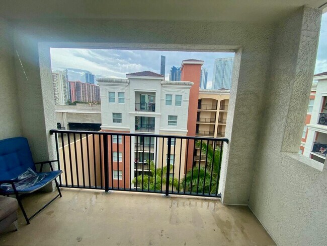 Foto del edificio - 17100 N Bay Rd