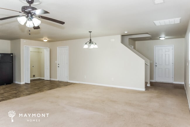 Building Photo - 114 Whitestone Dr NE