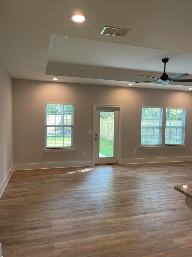 Building Photo - 56 Covington Cir
