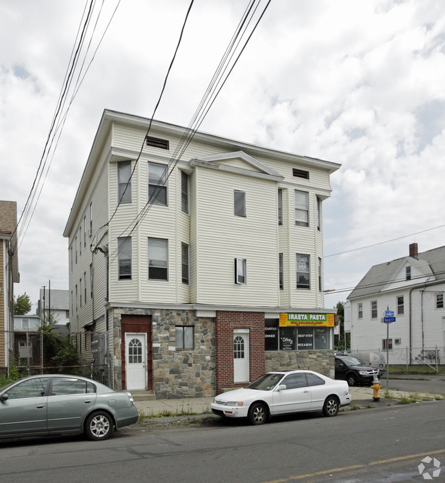 Building Photo - 252-256 Lindley St