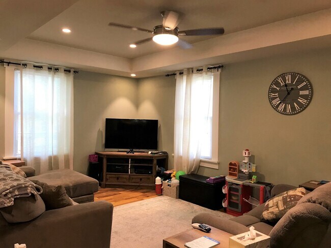 Building Photo - Fenced-in Yard + Washer & Dryer Included +...