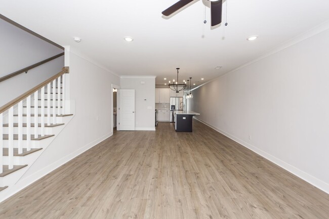Building Photo - 3 Bedroom 2.5 Bath Single Family Home in N...