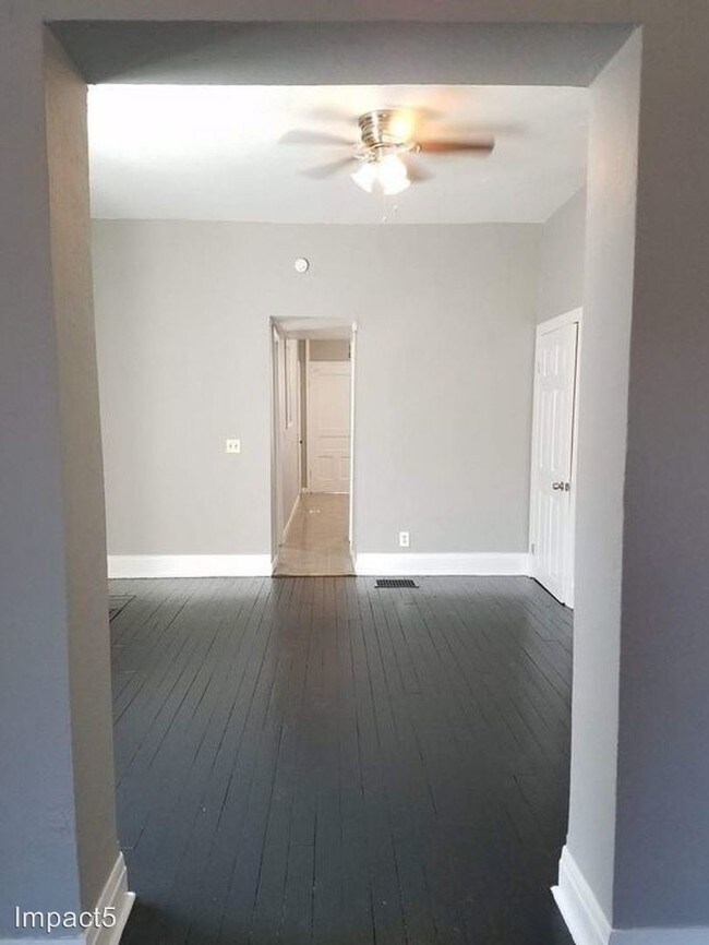 Building Photo - 1 br, 1 bath House - 4625 Virginia Avenue