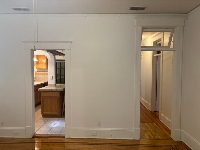 Building Photo - 2210 Dellwood Ave