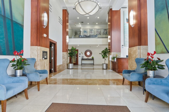 Foto del edificio - 488 E Ocean Blvd