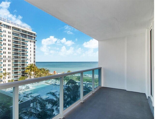 Building Photo - 2301 Collins Ave