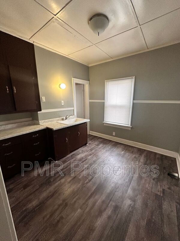 Foto del edificio - 215 S 26th St