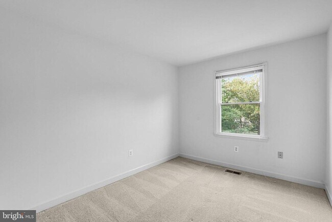Foto del edificio - 5974 Wescott Hills Way