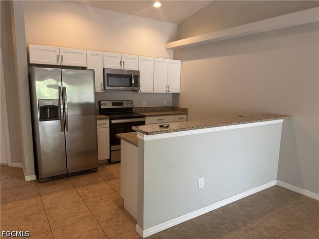 Foto del edificio - 1020-1022 NE 8th Pl