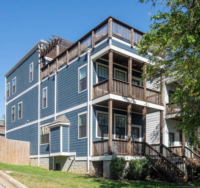 Foto del edificio - 1212 Ashwood Ave