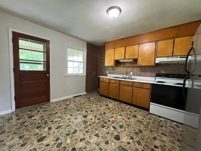 Foto del edificio - 3 Bed 1.5 Bath in Gates County