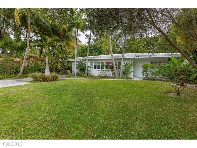 Foto del edificio - 3711 Battersea Rd