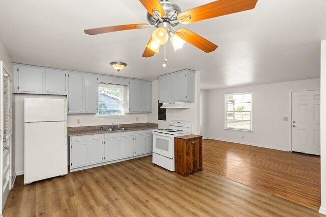 Foto del edificio - 2510 9th Ave S