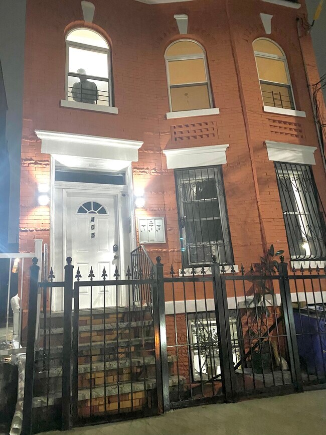 Foto del edificio - 405 Warwick St