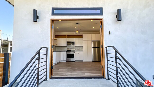 Building Photo - 4818 Bamford Pl