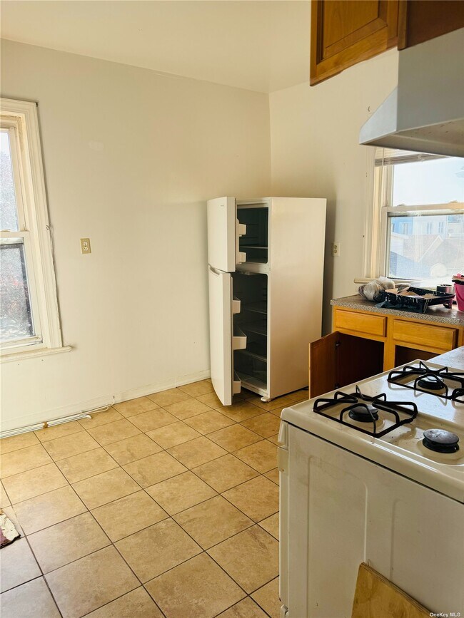 Building Photo - 87-28-87133 133rd St