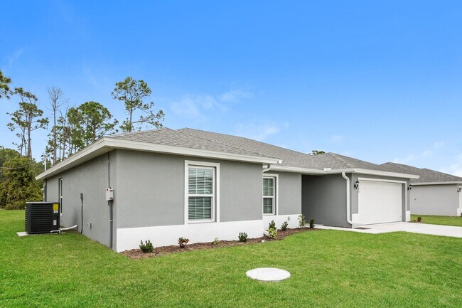 Building Photo - 21288 Hawthorne Ave
