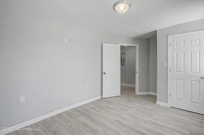 Building Photo - 9424 Daisy Vestry Rd