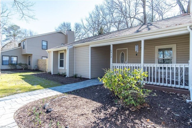 Building Photo - 5413 Brookfield Dr