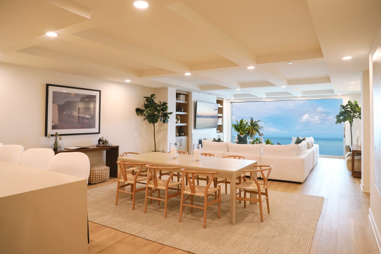 Apartment In Pacific Palisades