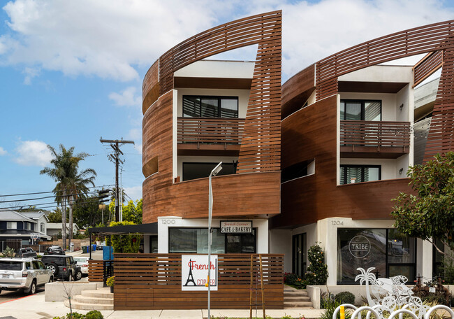 outside building view - 1202 N Coast Highway 101