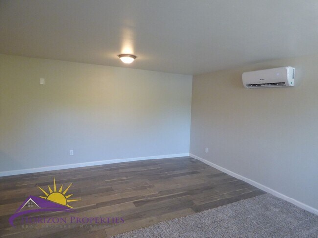 Foto del edificio - 2200-5930 60th/T st