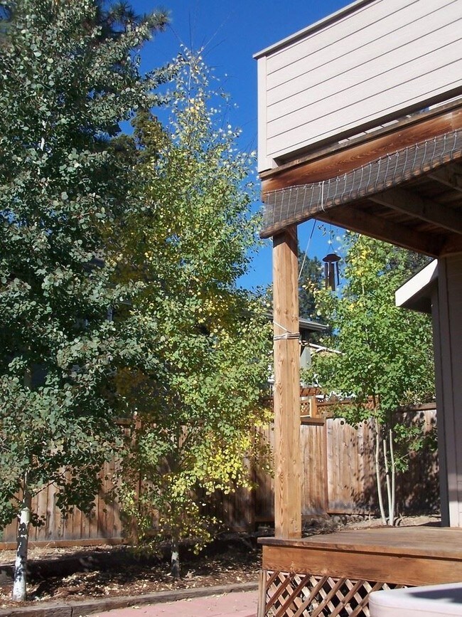 Foto del edificio - 2 br, 2 bath House - 2189 NW Torrey Pines