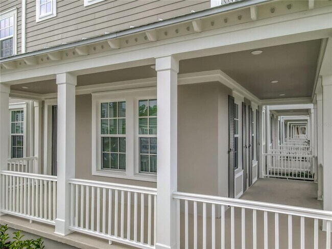 Foto del edificio - 2426 Celebration Blvd