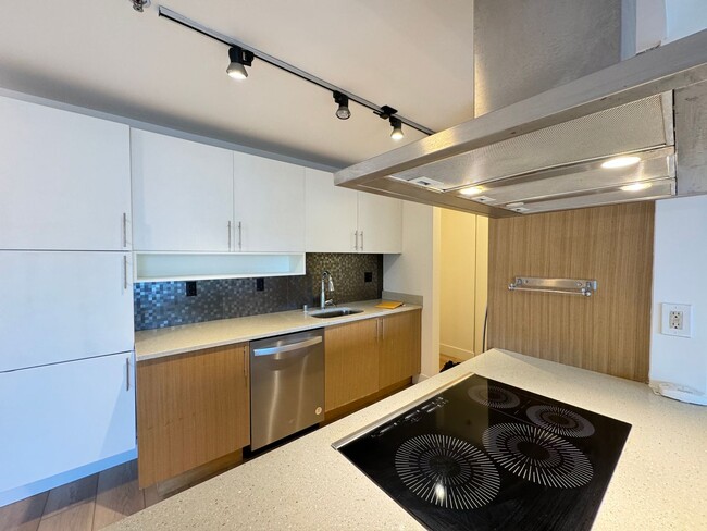 Foto del edificio - Stunning 1b1b condo in Queen Anne