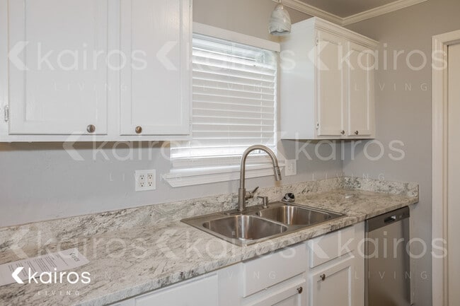 Foto del edificio - 204 NE 19th St