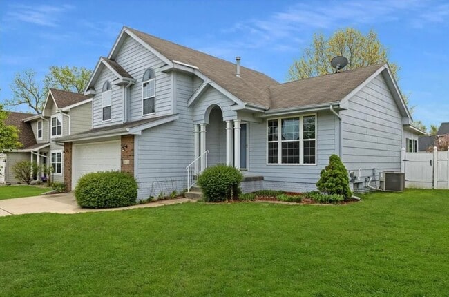 Building Photo - 2412 Emma Ave