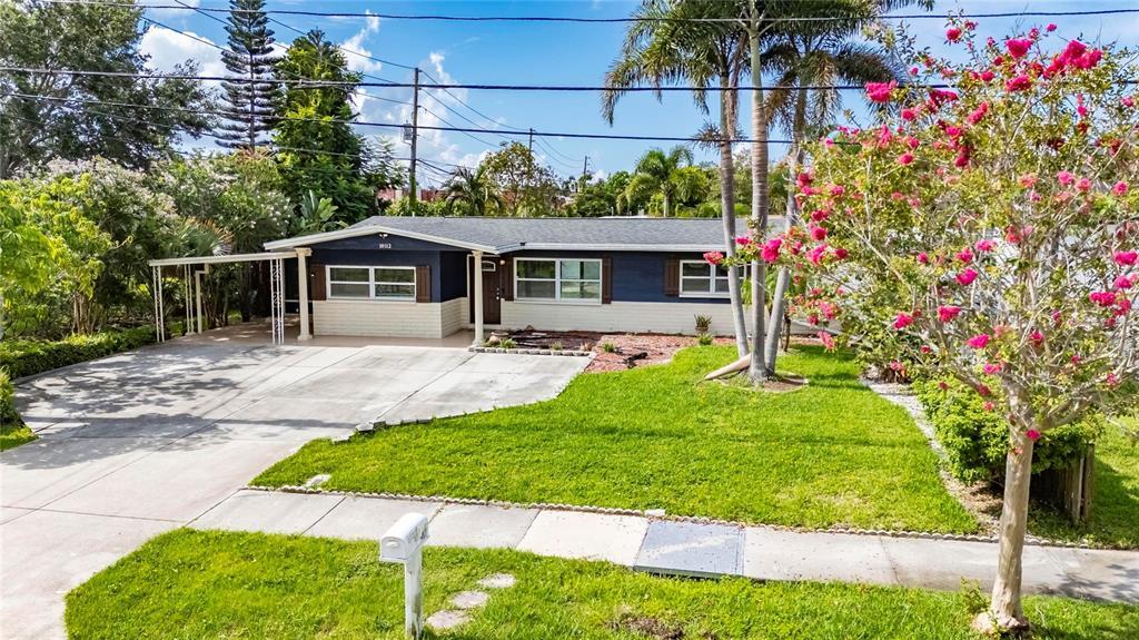 Primary Photo - 10112 66th Ave