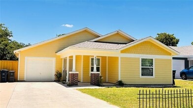 Building Photo - 5625 Como Dr