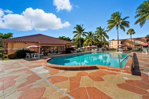 Foto del edificio - 7151 Miami Lakes Dr