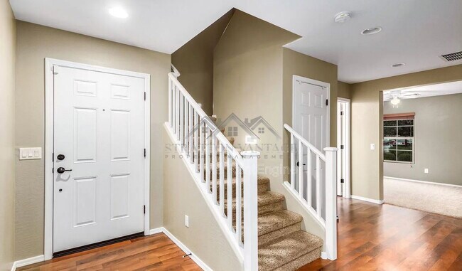 Building Photo - 2873 E Binner Dr