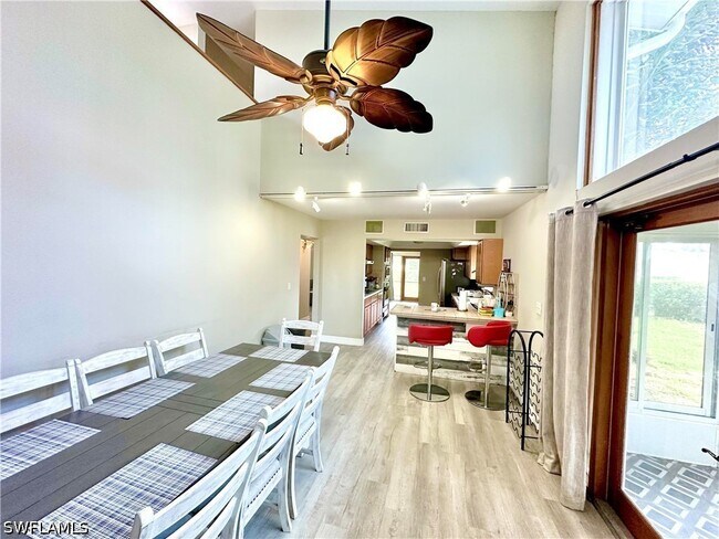 Foto del edificio - 416 Bristle Cone Ln