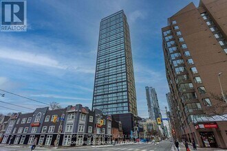 Building Photo - 319 Jarvis St