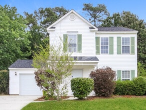 Building Photo - 628 Windsor Dr SE