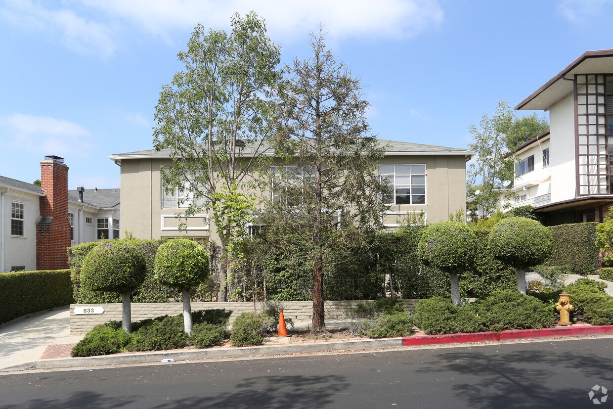 Foto del edificio - 633 Midvale Ave