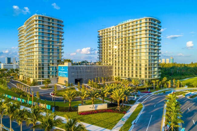 The Shoreline - SoLe Mia Rentals