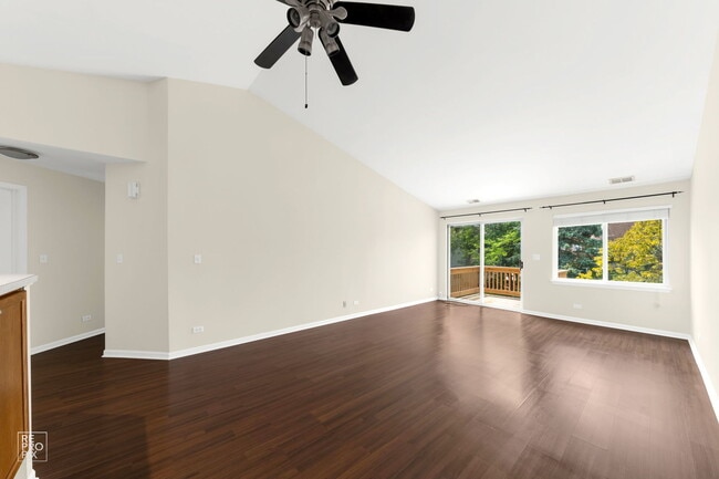 Building Photo - 2751 Odlum Dr