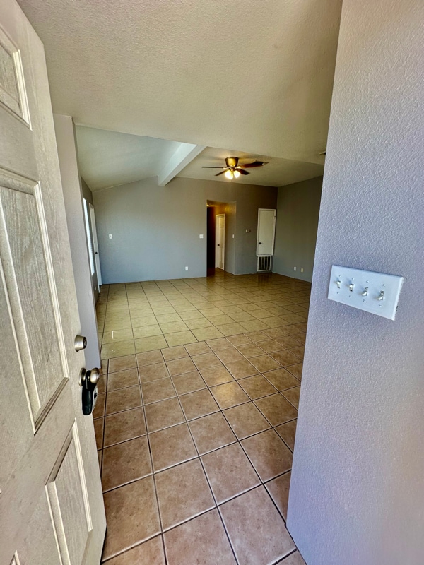 Building Photo - 7363 Golf Vista Blvd